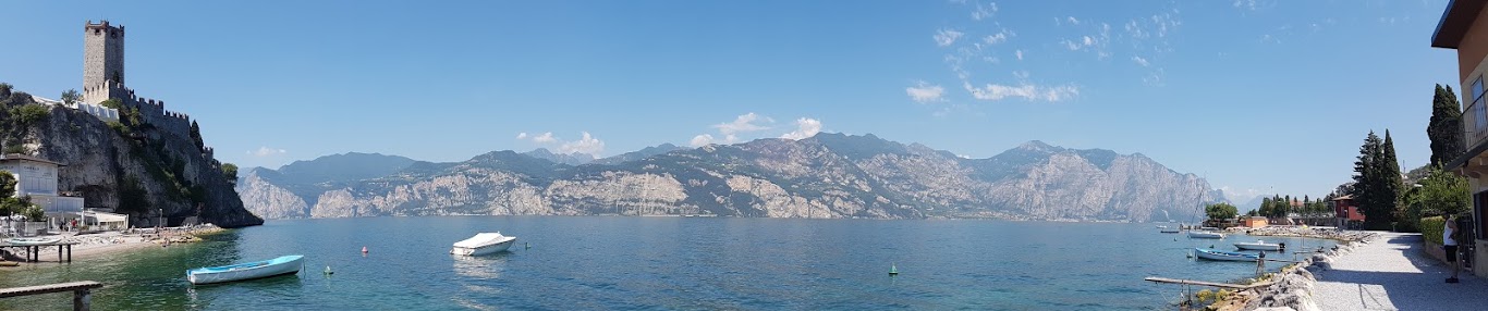 panorama-mesto-malcesine-lago-di-garda