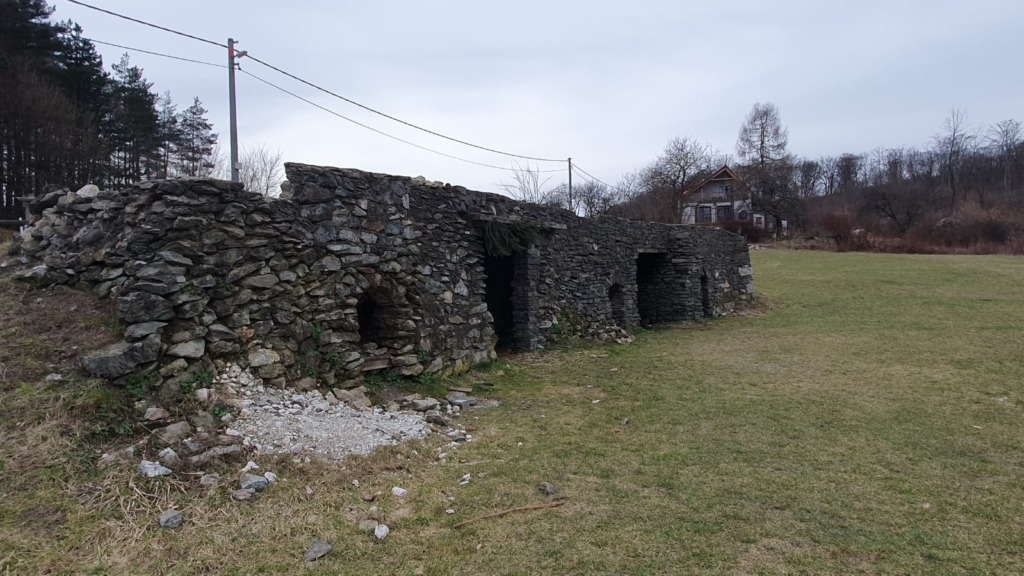 Historické vápenice pri Skýcove